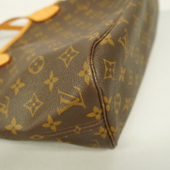Louis Vuitton Monogram Neverfull PM Tote Bag - Picture 8 of 12